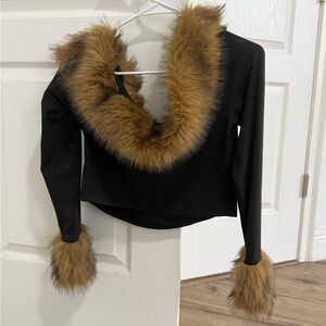 Black Top with Faux Fur Trim in Brown